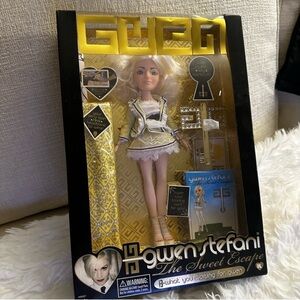 Gwen Stefani The Sweet Escape Doll 2007